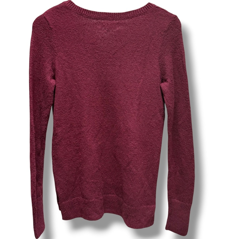Hollister Womens Burgundy Bear Graphic V-Neck Knit Sweater Size S Long Sleeve - Picture 3 of 8